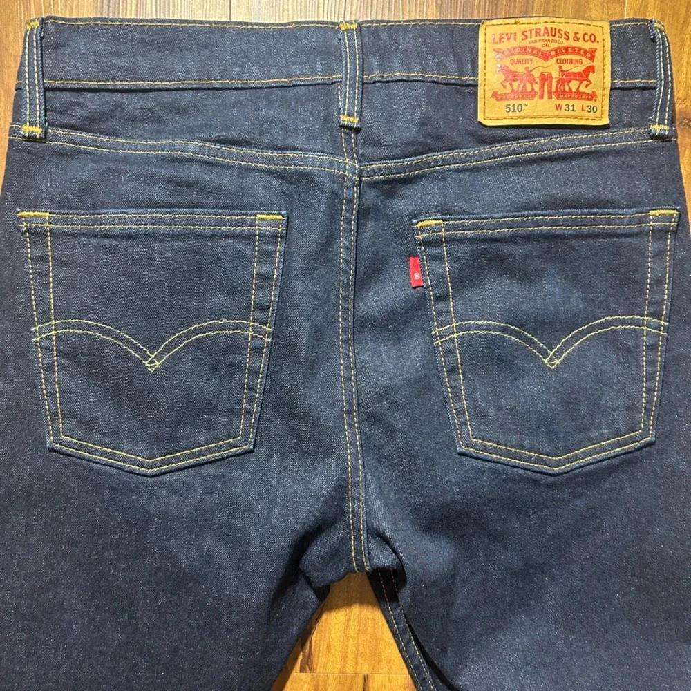 Levis 510 Skinny Fit Jeans Mens 31x30 Dark Indigo WaterLess Denim 05510-0692